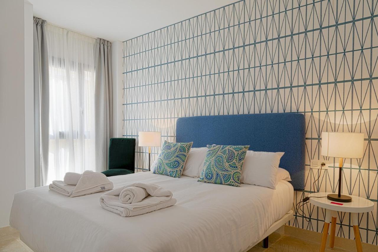 Caleta Homes - Ancha Del Carmen มาลากา ภายนอก รูปภาพ