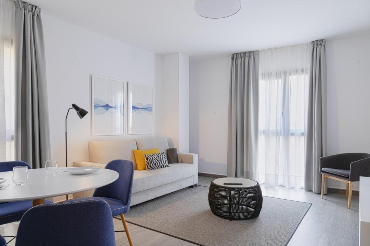 Caleta Homes - Ancha Del Carmen มาลากา ภายนอก รูปภาพ