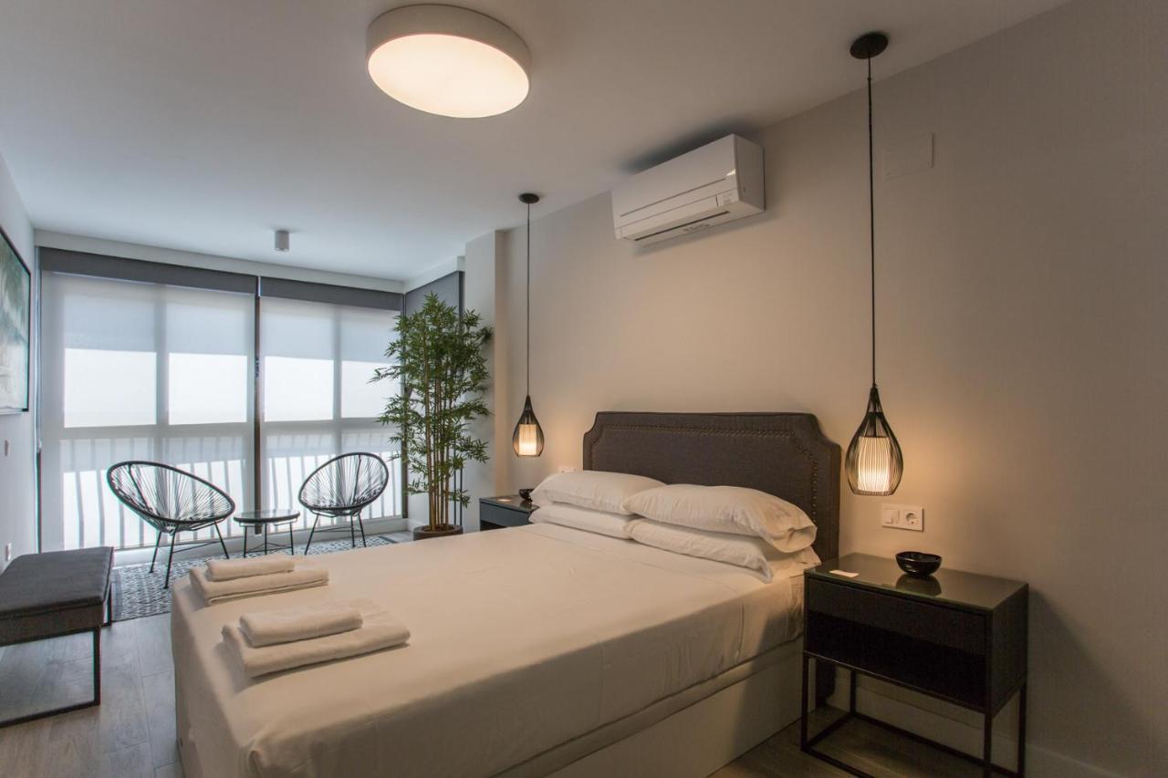 Caleta Homes - Ancha Del Carmen มาลากา ภายนอก รูปภาพ