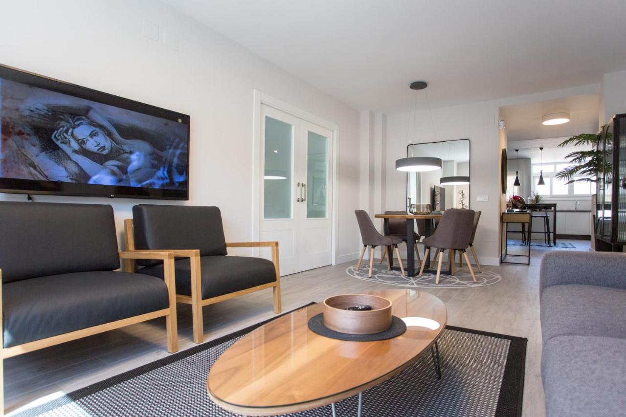 Caleta Homes - Ancha Del Carmen มาลากา ภายนอก รูปภาพ